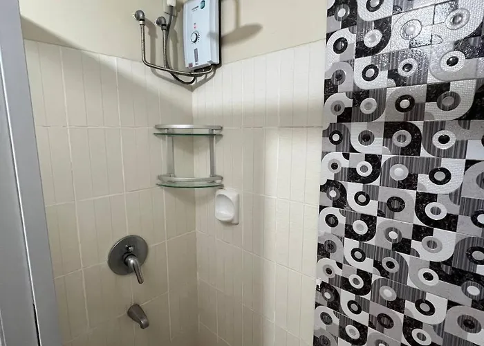Japan Vibe Near Ayala Feliz Mall 2br 55sqm With Veranda Netflix Prime Hbo Max Pool 公寓 马尼拉